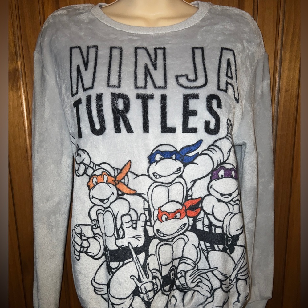 Ladies teenage mutant ninja turtles sweater